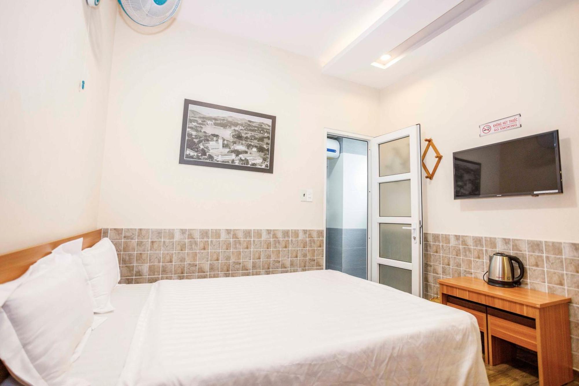 Thanh Anh 2 Hotel - Gan Cho Dem Dalat Exteriör bild